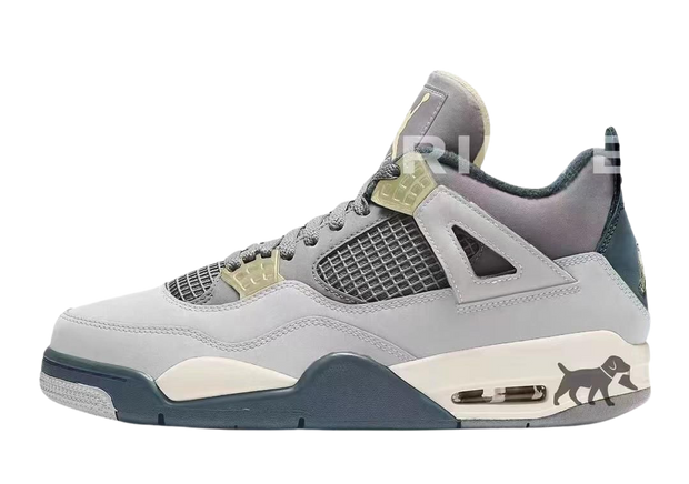 JORDAN 4 RETRO