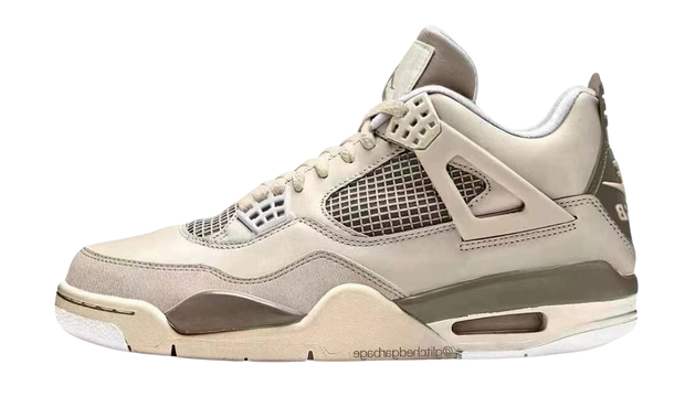 JORDAN 4 RETRO