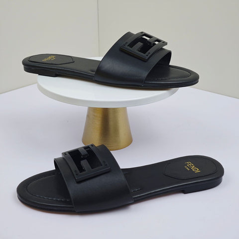 "Effortless Elegance: Ladies Chappal"