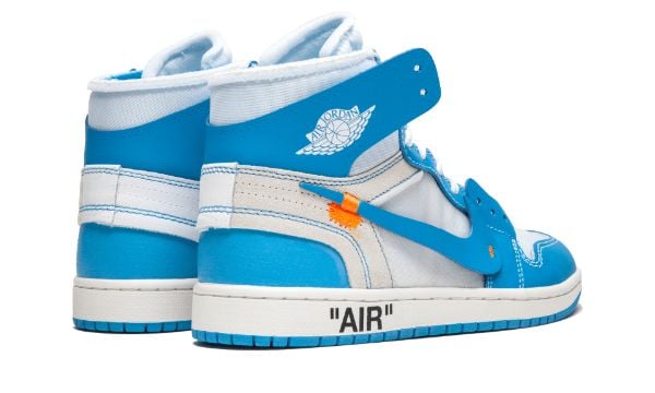 AIR JORDAN 1 RETRO HIGH
"Off-White - UNC"