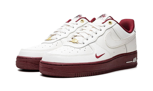 NIKE
AIR FORCE 1 LOW "40th Anniversary"