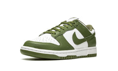 NIKE
SB DUNK LOW
